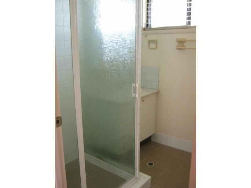 30 LACHLAN Avenue, Nambour QLD 4560