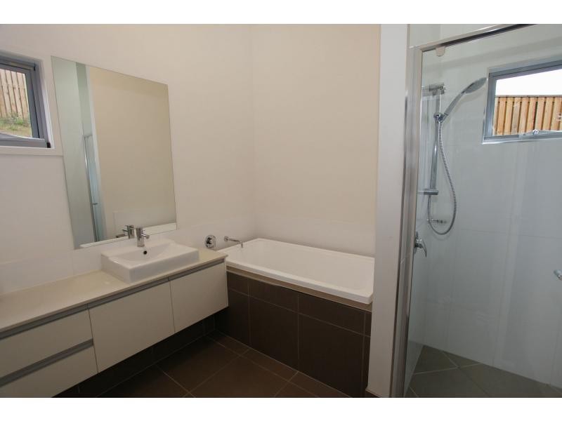 6 OASIS Court, Woombye QLD 4559