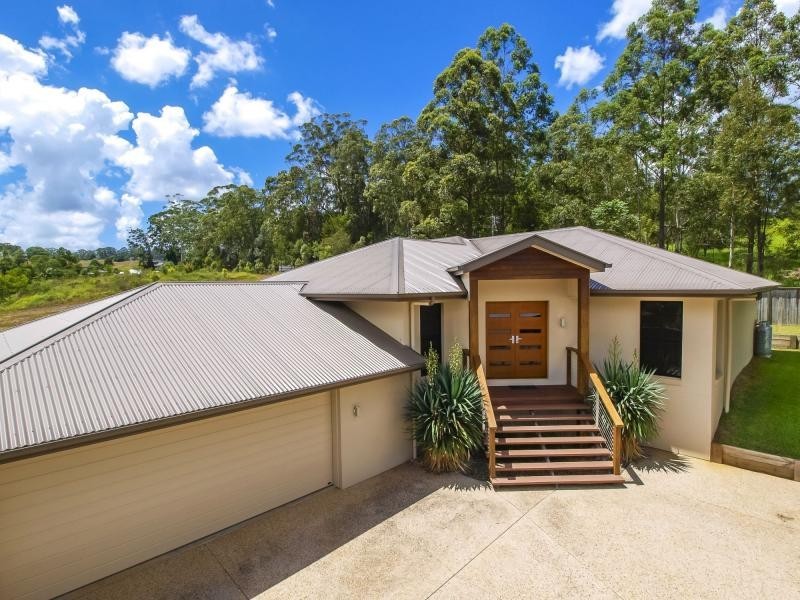 22 DAVEY Drive, Woombye QLD 4559