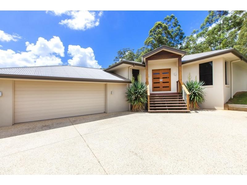 22 DAVEY Drive, Woombye QLD 4559