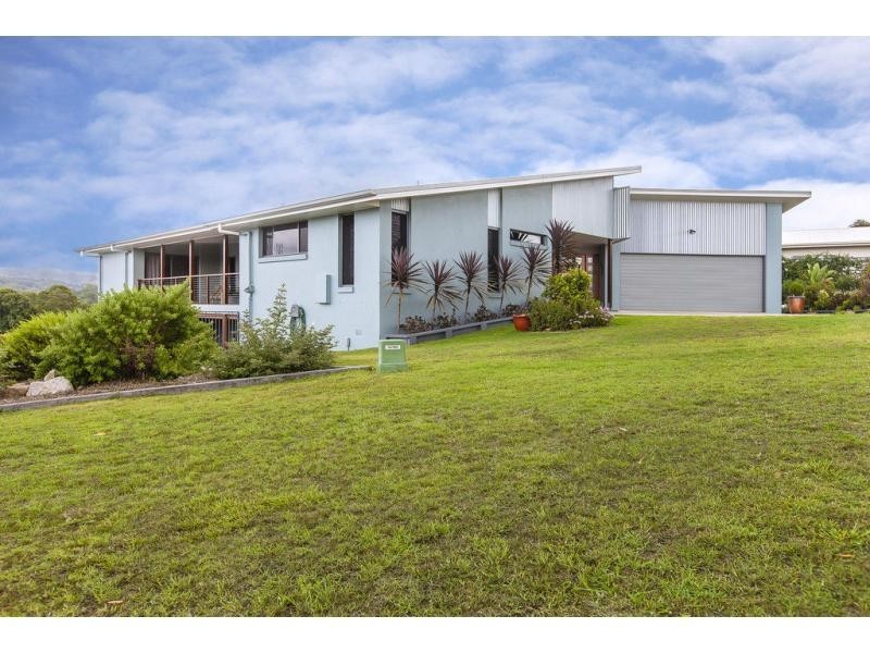 10 Longview Place, Woombye QLD 4559