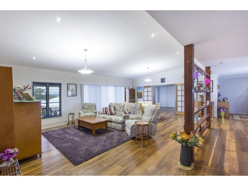 10 Longview Place, Woombye QLD 4559