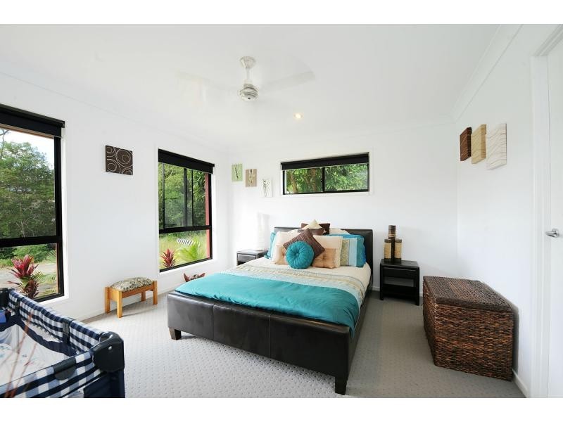 24 Davey Drive, Woombye QLD 4559