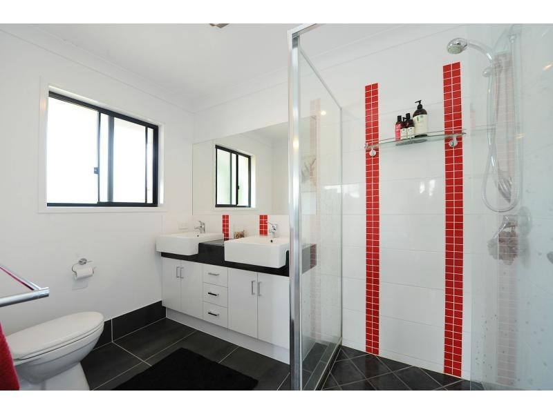 24 Davey Drive, Woombye QLD 4559