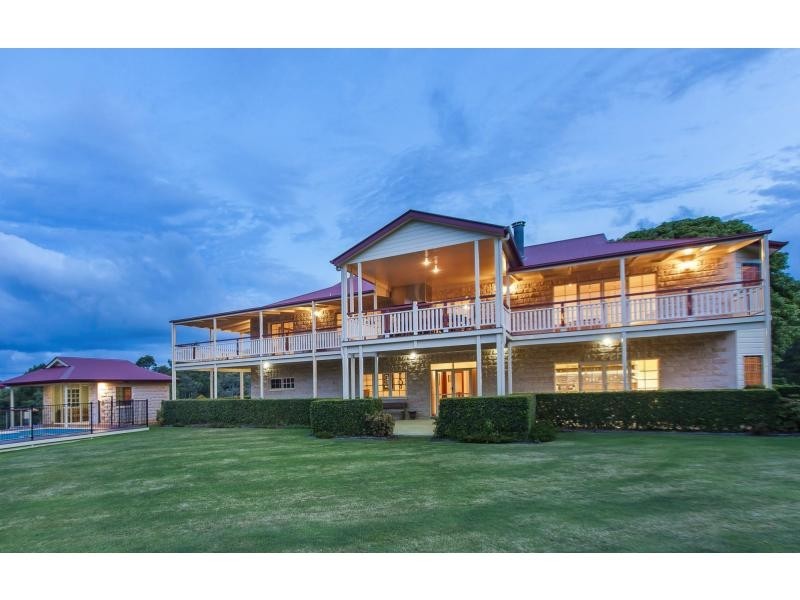 1 PARSONS KNOB Road South, Hunchy QLD 4555