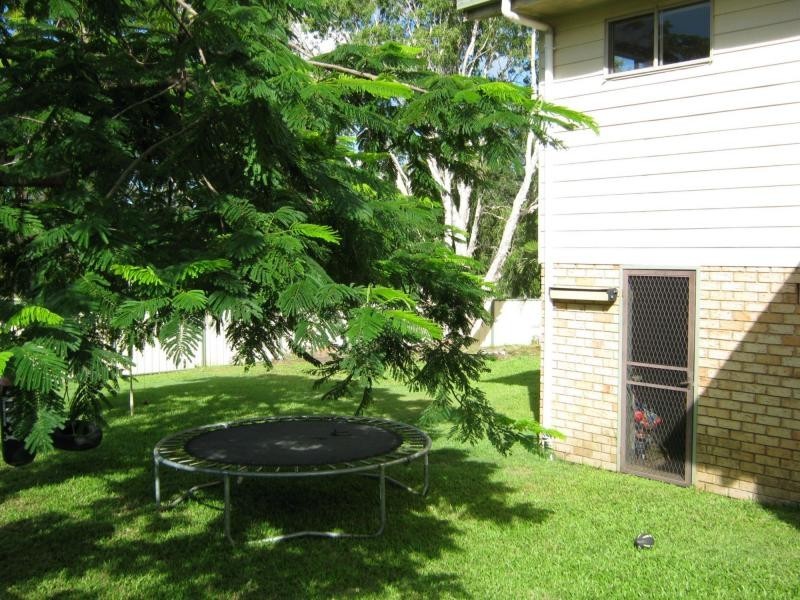 18 Flinders Avenue, Nambour QLD 4560