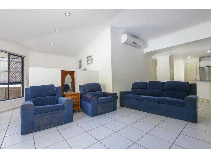 49 PETIGRAIN Avenue, Palmwoods QLD 4555