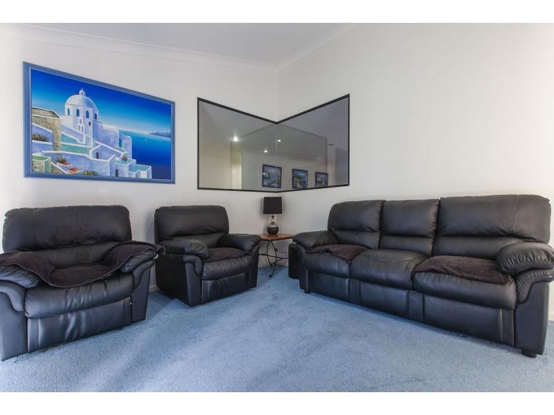 49 PETIGRAIN Avenue, Palmwoods QLD 4555