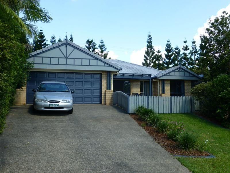 49 PETIGRAIN Avenue, Palmwoods QLD 4555