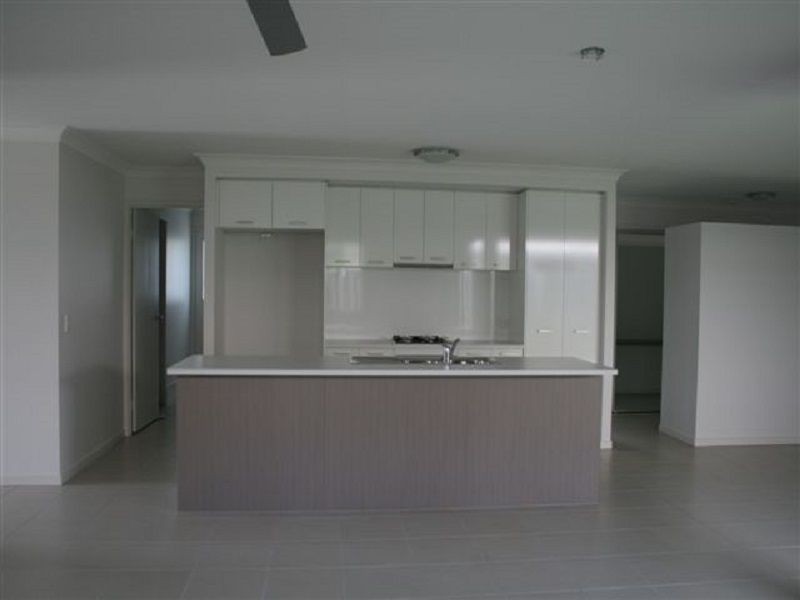 4 Creekside Drive, Sippy Downs QLD 4556