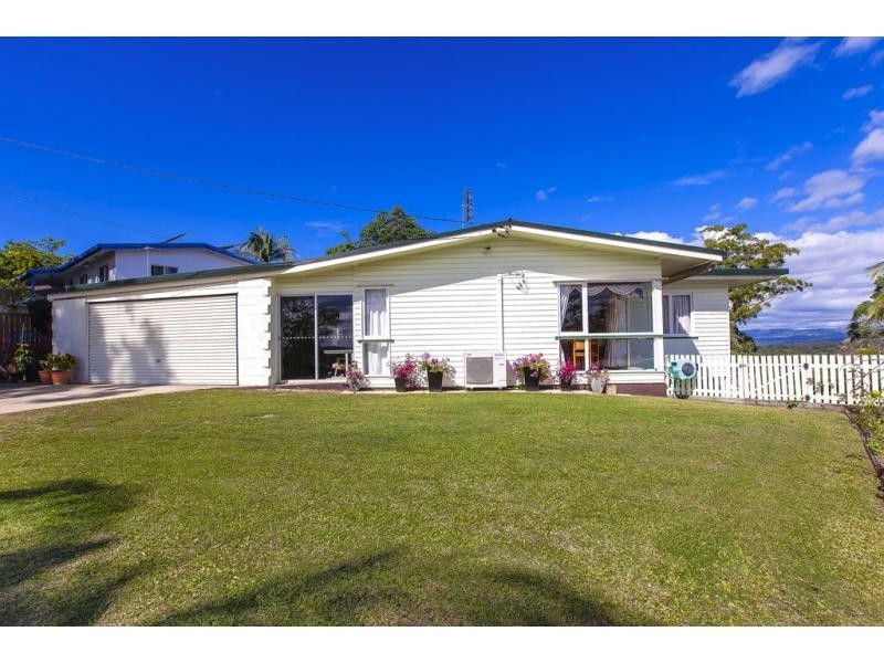 14 COBBS Road, Woombye QLD 4559