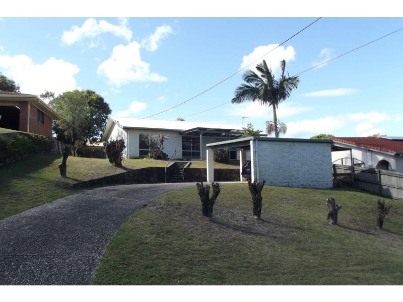 12 Cunningham Avenue, Nambour QLD 4560