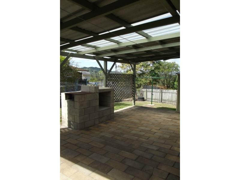 12 Cunningham Avenue, Nambour QLD 4560