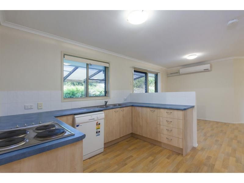 16 Muirfield Crescent, Nambour QLD 4560