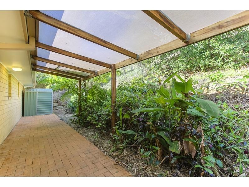16 Muirfield Crescent, Nambour QLD 4560