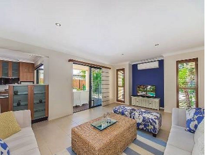 4 Staysail Place, Twin Waters QLD 4564