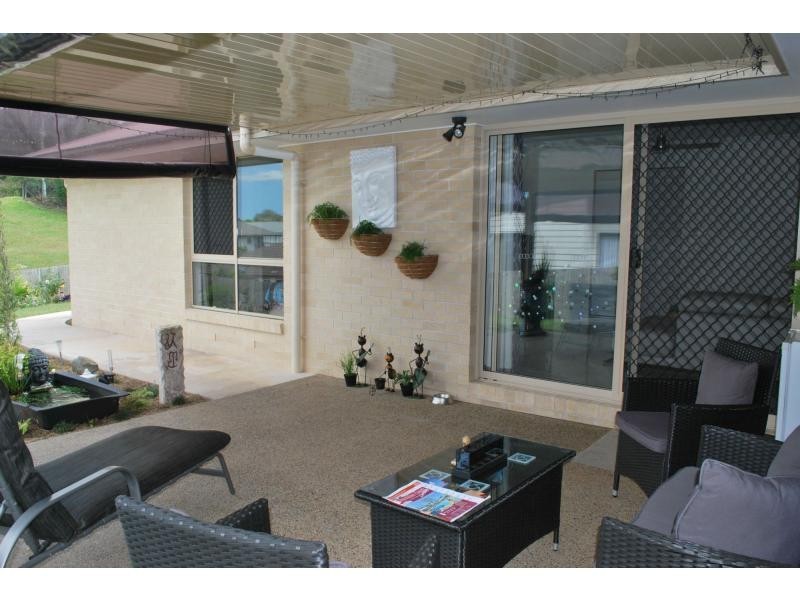7 Charlton Court, Burnside QLD 4560
