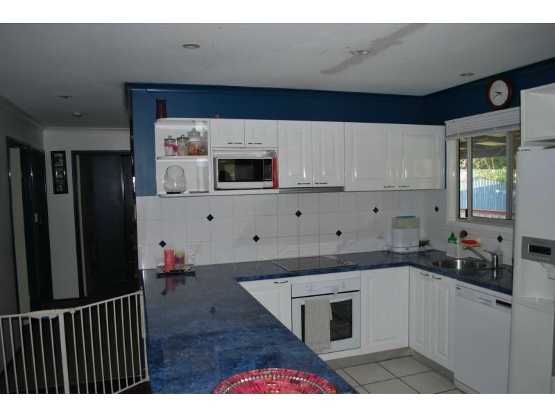 13 Kundart Street, Coes Creek QLD 4560