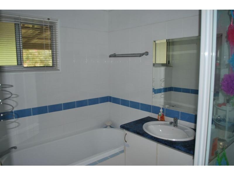 13 Kundart Street, Coes Creek QLD 4560