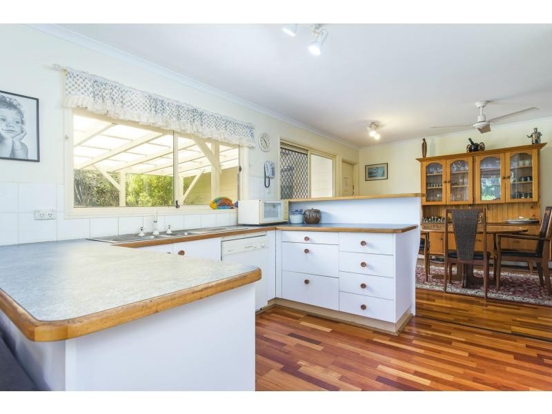 8 Possum Place, Nambour QLD 4560