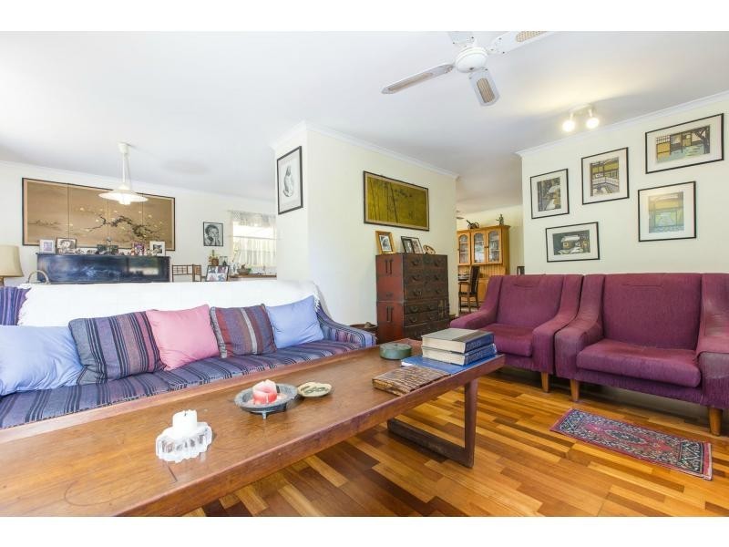 8 Possum Place, Nambour QLD 4560