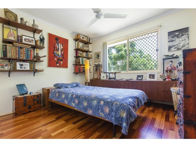 8 Possum Place, Nambour QLD 4560