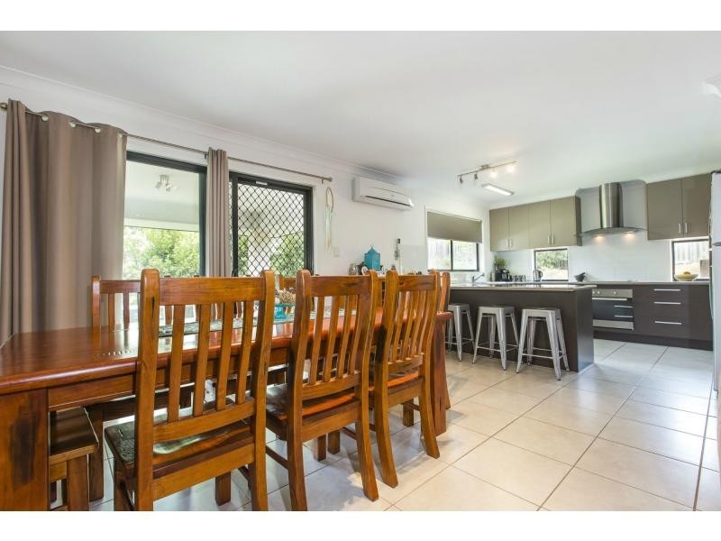 43 Robertson Drive, Burnside QLD 4560