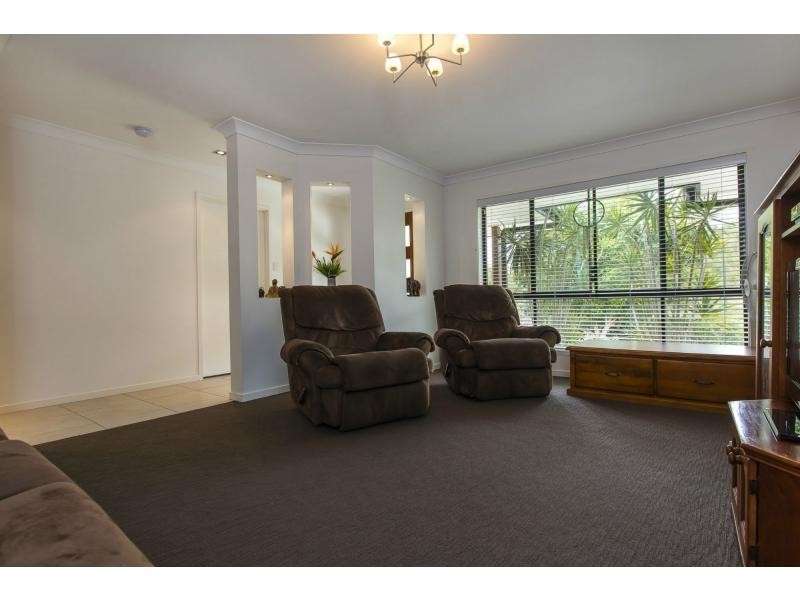 43 Robertson Drive, Burnside QLD 4560