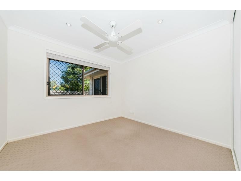 32 Robertson Drive, Burnside QLD 4560