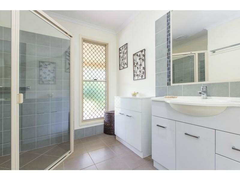 27 KOORAWATHA LANE, Palmwoods QLD 4555