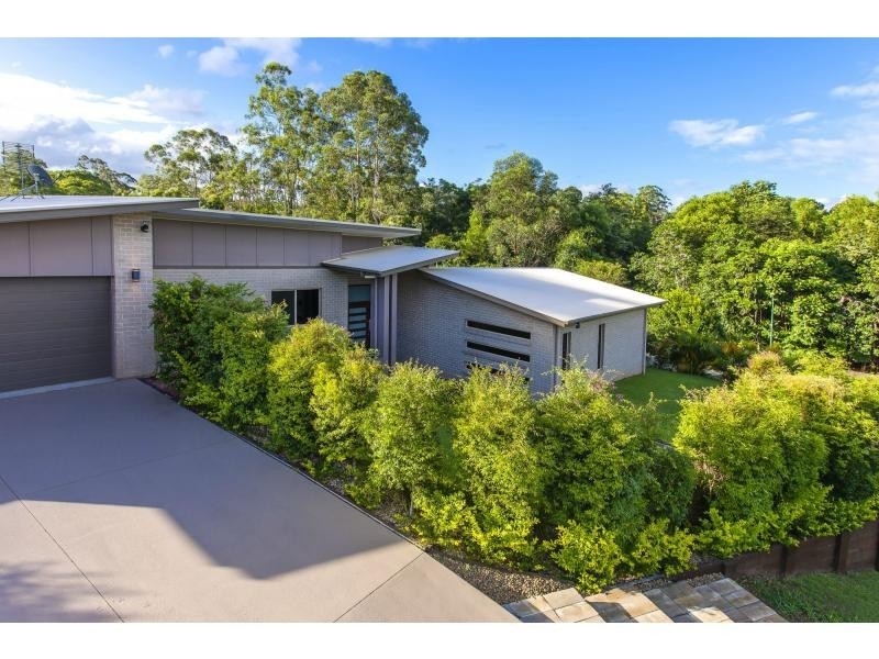 2 HAMLIN Close, Woombye QLD 4559