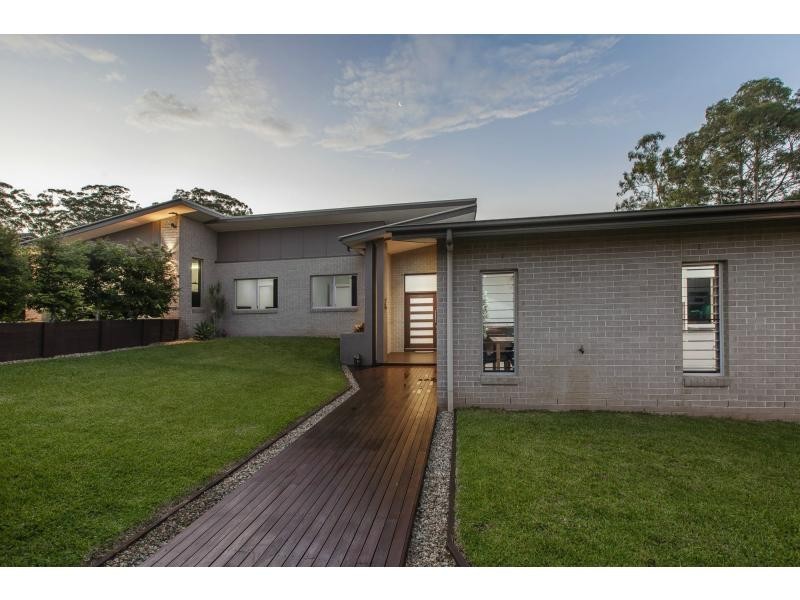 2 HAMLIN Close, Woombye QLD 4559