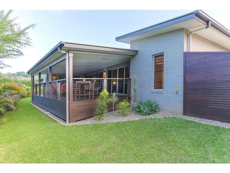 2 HAMLIN Close, Woombye QLD 4559