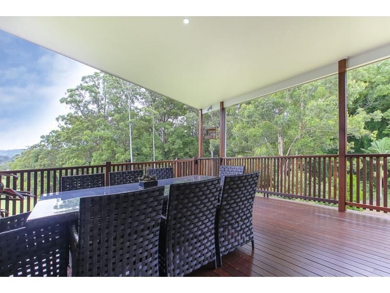 7 LINSAY Circuit, Nambour QLD 4560