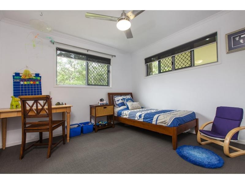 7 LINSAY Circuit, Nambour QLD 4560