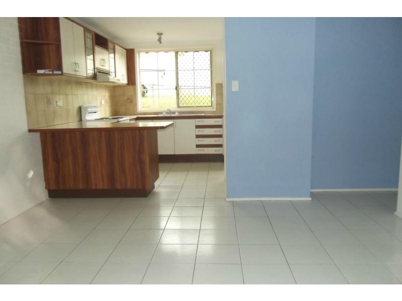 Unit 2/29a Blackall Street, Woombye QLD 4559