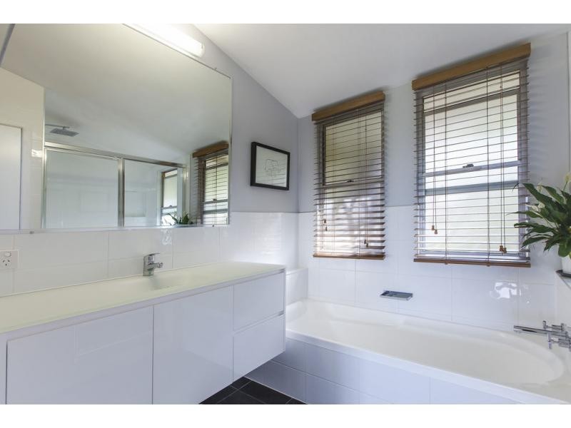 282 Kiel Mountain Road, Kiels Mountain QLD 4559