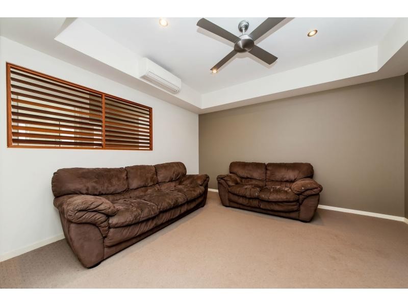 14 LEWIS Place, Woombye QLD 4559