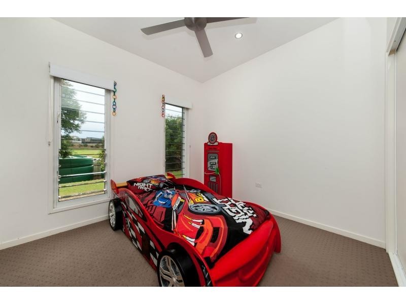 14 LEWIS Place, Woombye QLD 4559