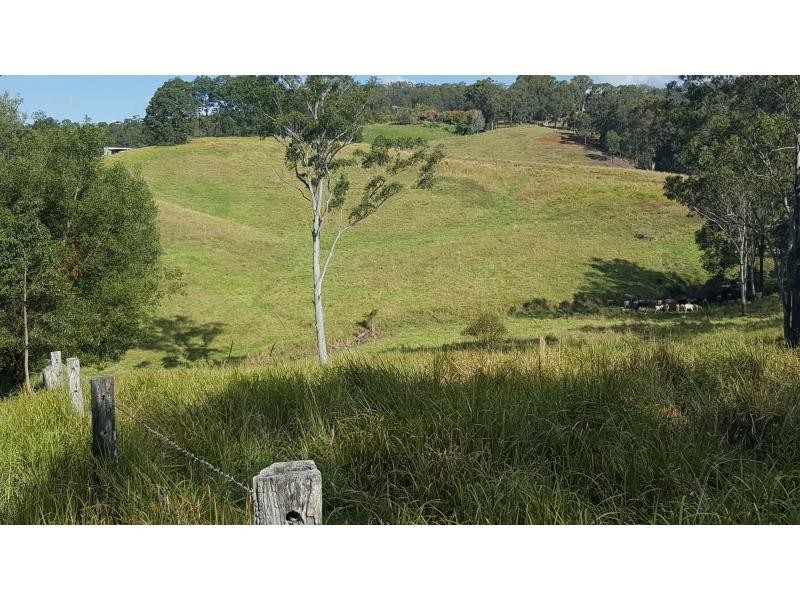 522 HUNCHY Road, Hunchy QLD 4555