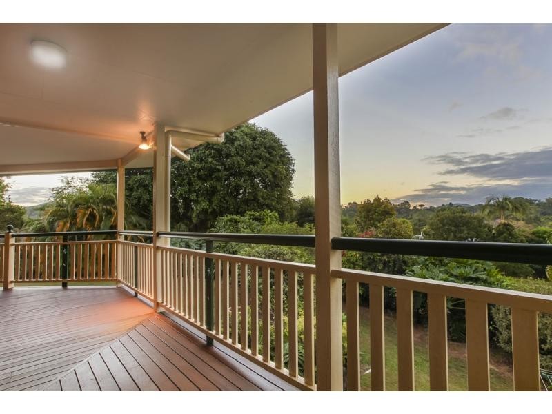 136 BLACKALL RANGE Road, Woombye QLD 4559