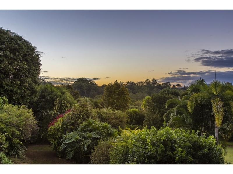 136 BLACKALL RANGE Road, Woombye QLD 4559