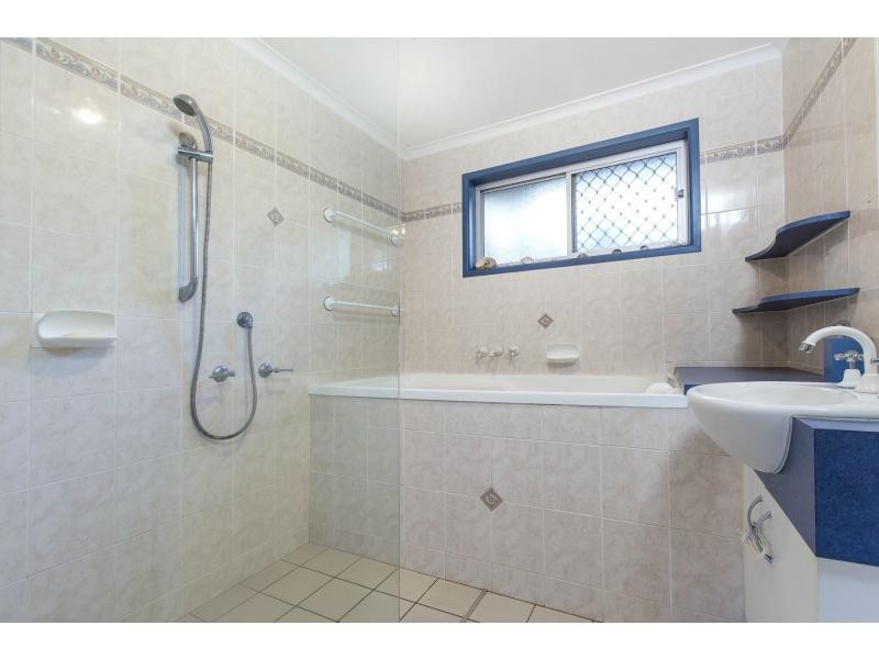 5 STANLEY STREET, Palmwoods QLD 4555