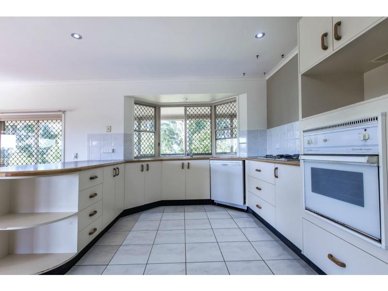 80 MULLERS Road, West Woombye QLD 4559