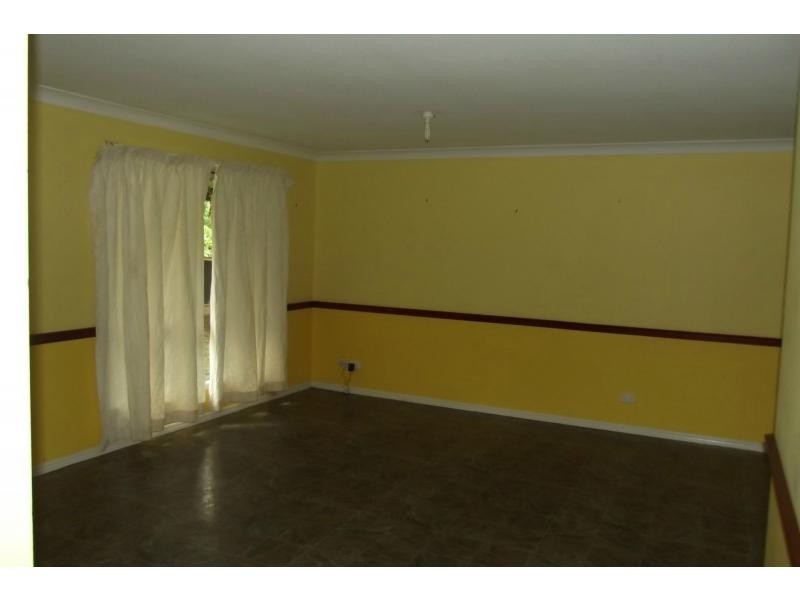 38 Kentia Street, Highworth QLD 4560