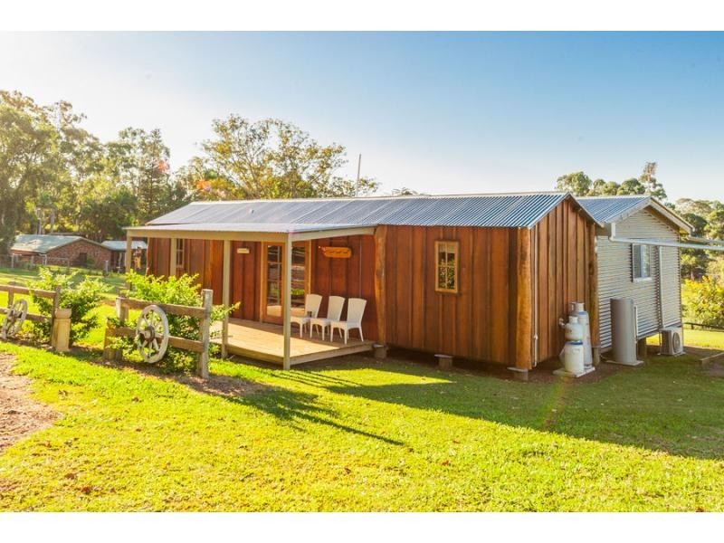 Dulong QLD 4560