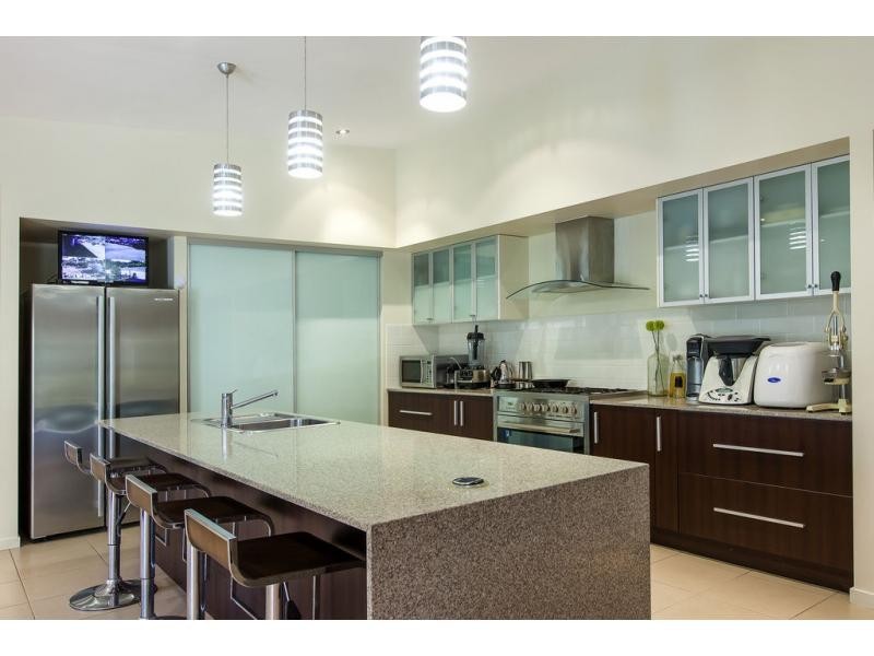 20 WHITE CEDAR Place, West Woombye QLD 4559