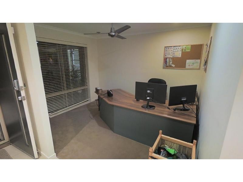 20 WHITE CEDAR Place, West Woombye QLD 4559