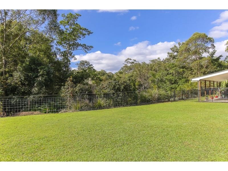 20 WHITE CEDAR Place, West Woombye QLD 4559