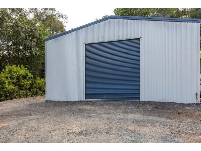 20 WHITE CEDAR Place, West Woombye QLD 4559